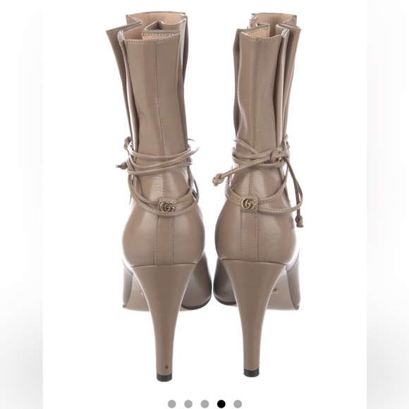 EUC GUCCI tan/beige leather boots with GG logo on ties in back. Size 8/38 - Picture 4 of 5